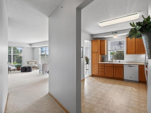 3rd image of 1900 Rush Lake Trl APT 232