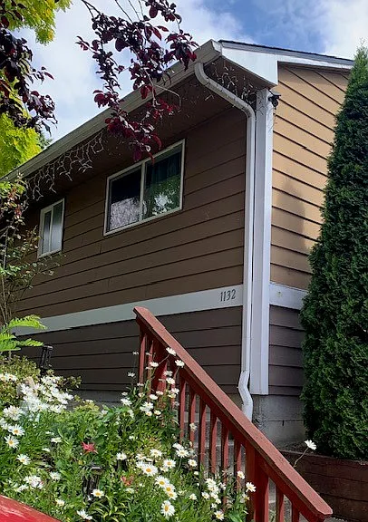 1132 139th Pl SW — Photo 1