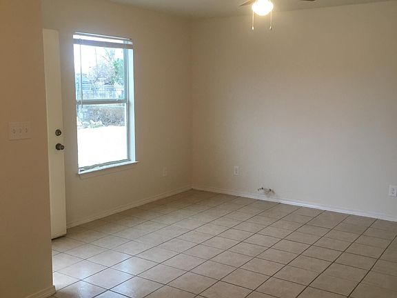 2nd image of 8491 Roseway Dr