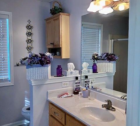 3rd image of 607 Waterford Ln