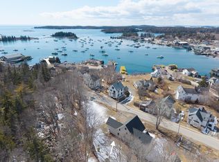 46 Atlantic Avenue, Vinalhaven, ME 04863