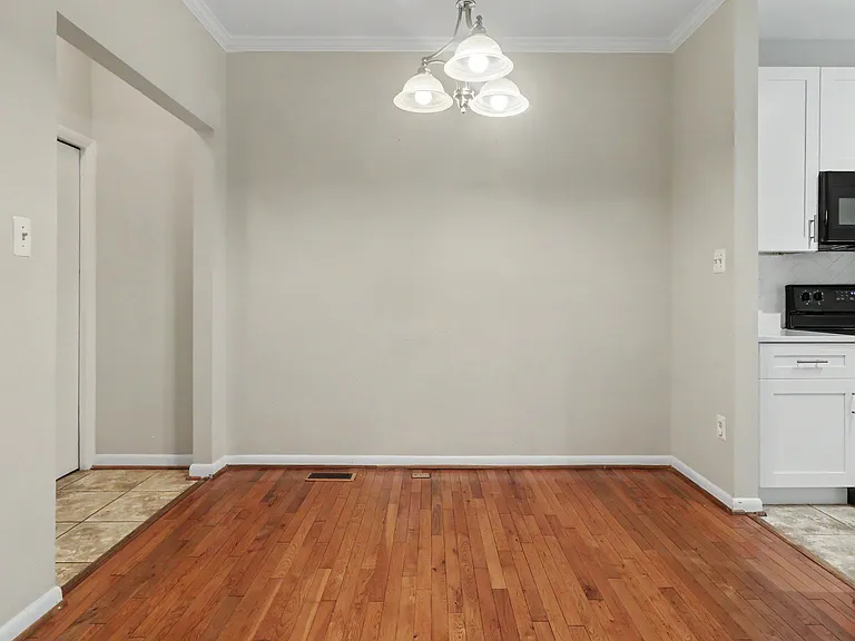 10225 Cove Ledge Ct — Photo 17