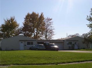 1544 E 32nd Ct, Lorain, OH 44055