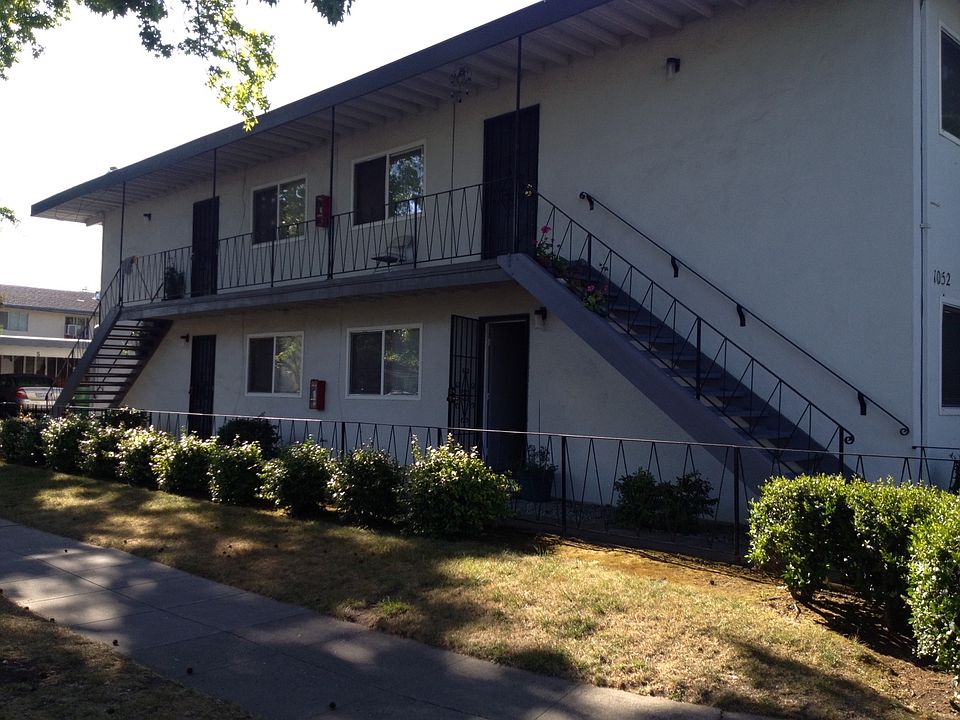 1st image of 1052 Roewill Dr APT 8