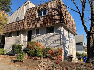 4242 SW View Point Ter, Portland, OR 97239