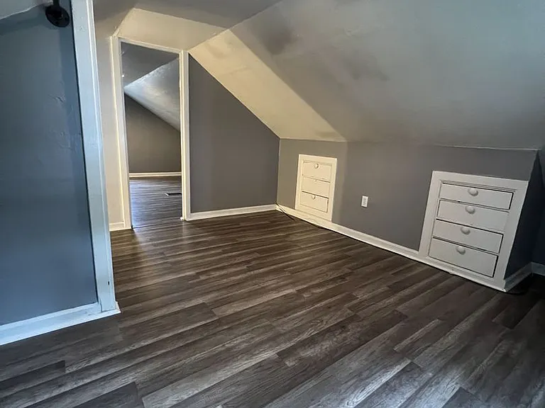 2901 Leola Ave — Photo 2