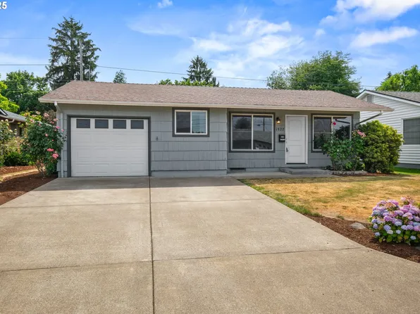 1522 Walton Way, Woodburn, OR 97071
