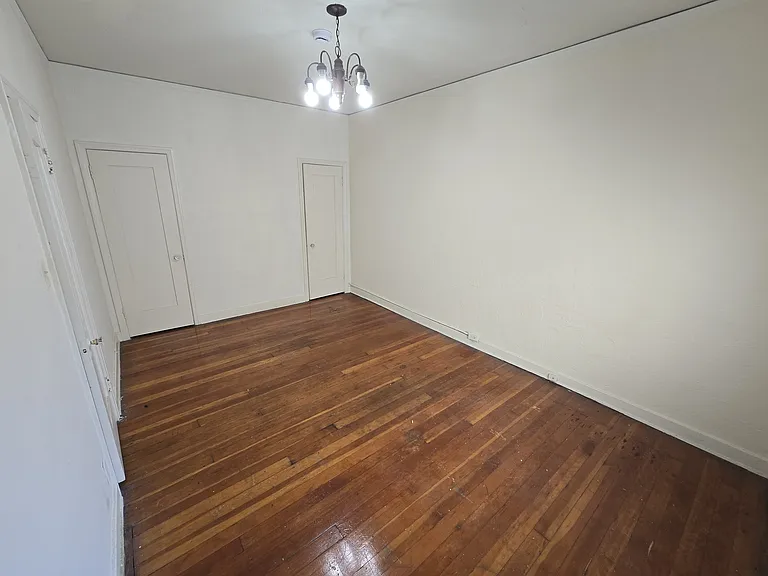 642 S Cochran Ave #104 — Photo 7