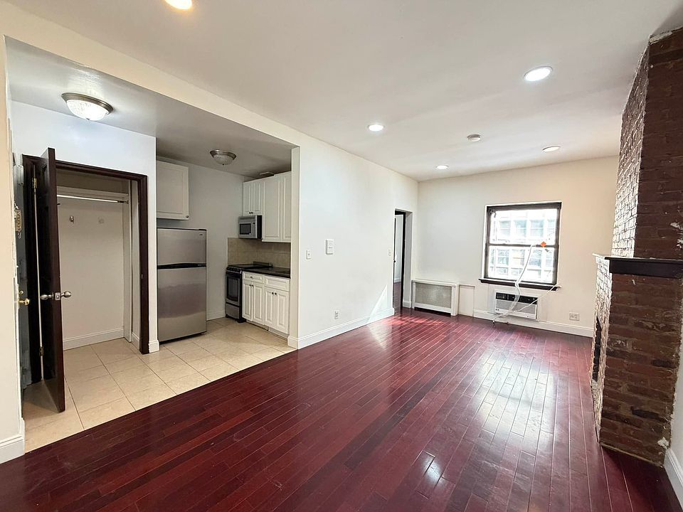 1st image of 159 W 95th St #3X