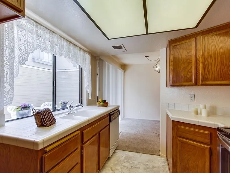 9280 Towne Centre Dr #50 — Photo 11