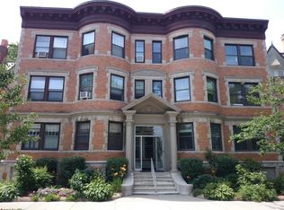 176 Naples Rd APT 4, Brookline, MA 02446