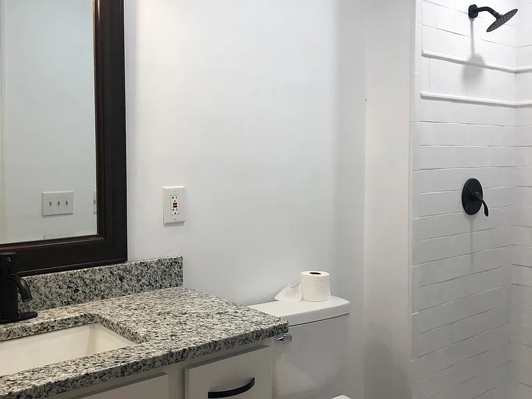 1225 York Rd NE — Photo 16
