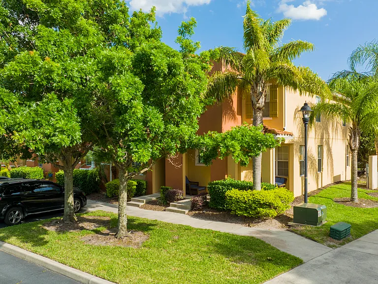 5122 Dominica Dr — Photo 11
