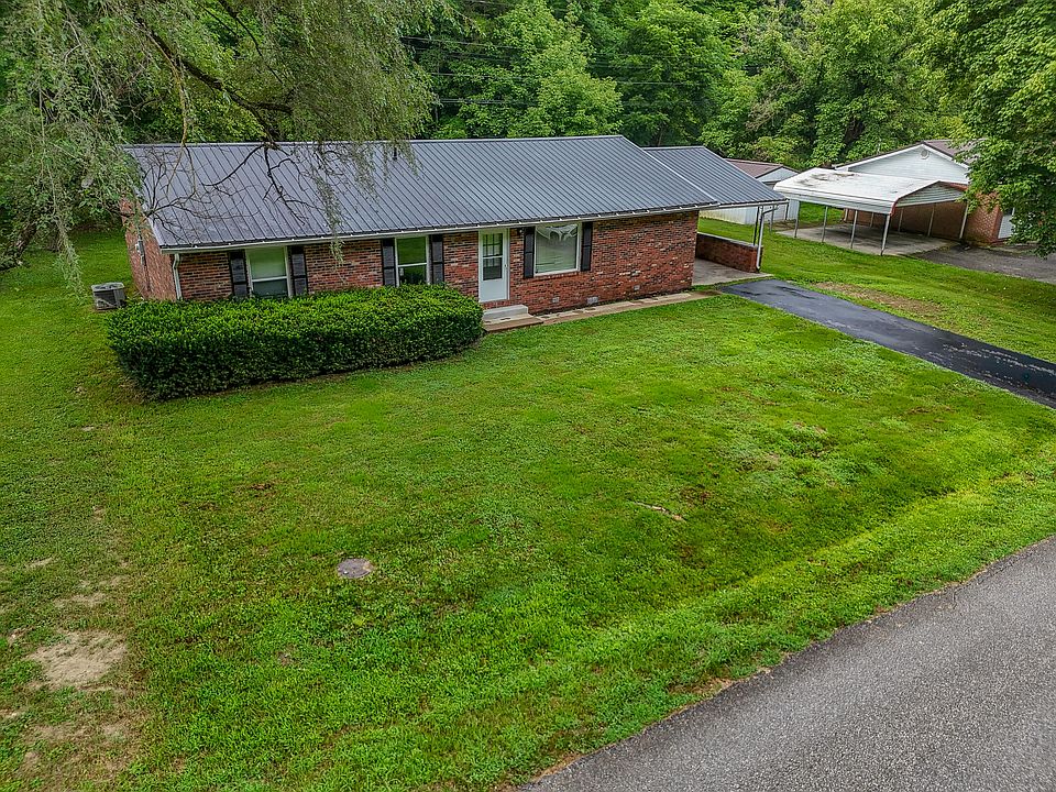 1st image of 270 Pleasant Valley