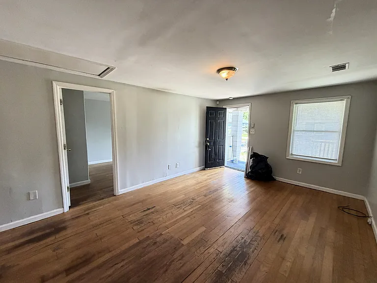 416 Gould St — Photo 5