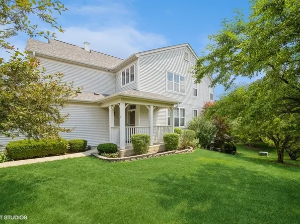 478 Peregrine Pkwy #D, Bartlett, IL 60103