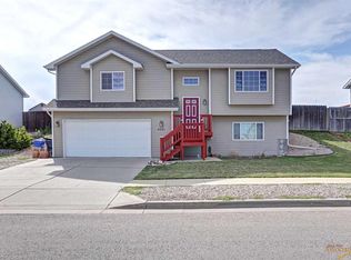 4641 Three Rivers Dr, Rapid City, SD 57701