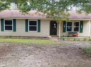 545 Bryant Rd, Elmore, AL 36025