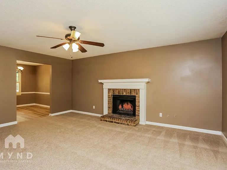 2574 Overlake Dr — Photo 6