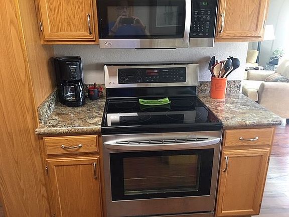 5th image of 626 S 38th St W Unit 9