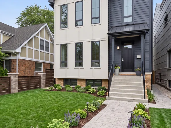 6305 N Keeler Ave, Chicago, IL 60646