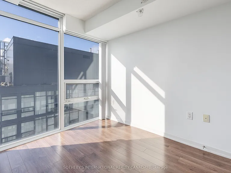 36 Lisgar St #LPH03E — Photo 10
