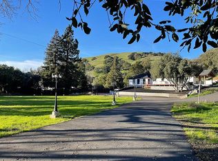 12181 Foothill Rd, Sunol, CA 94586