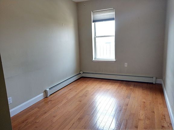 4th image of 9407 5th Ave Ste B