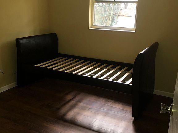 Bedroom #1