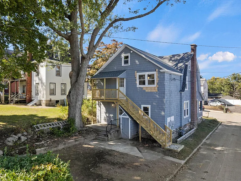 16 School St #2 — Photo 29