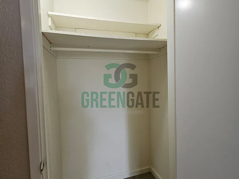 1108 Cedar Creek Dr #1 — Photo 24