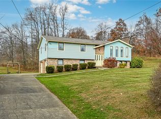 220 Silverdale Dr, Baden, PA 15005