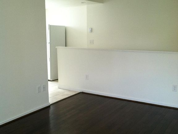 4th image of 4621 Mansion St Floor 2