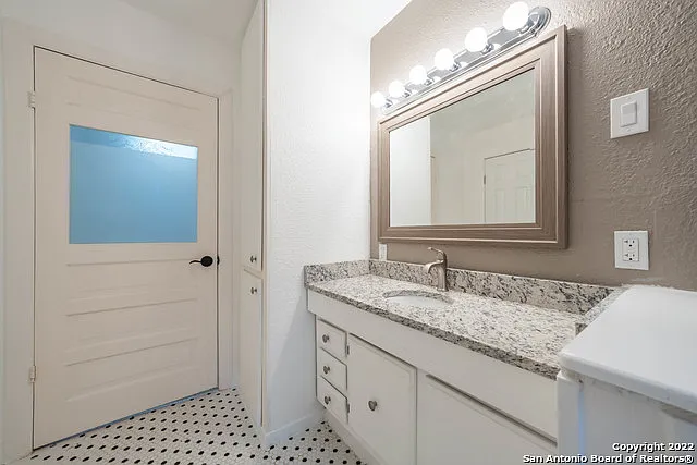 212 McLane St #A — Photo 24