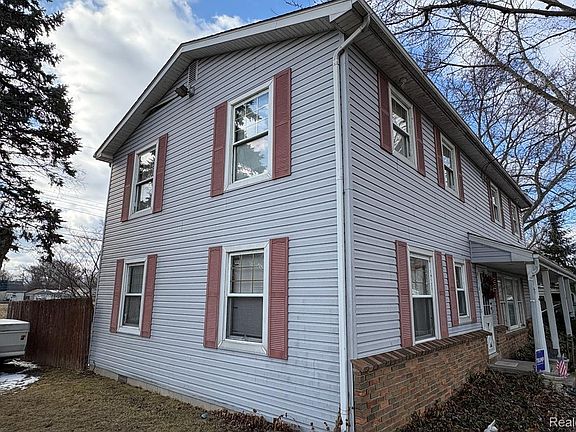 5th image of 3384 Erie Shore Dr