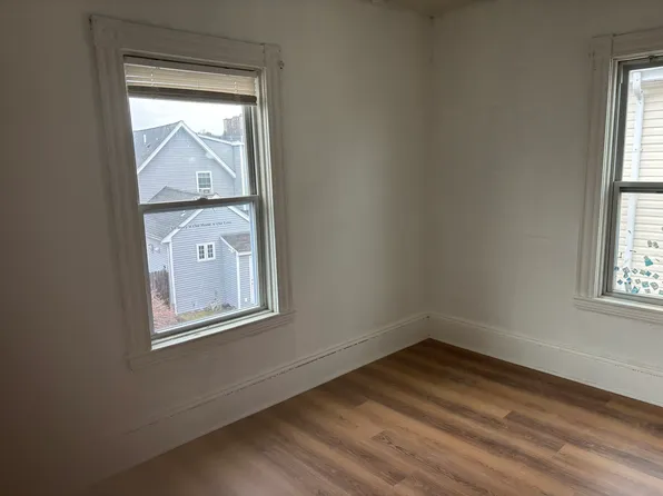 12 Evelyn Ave, Malden, MA 02148