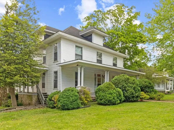 403 W Flower St, Pulaski, TN 38478