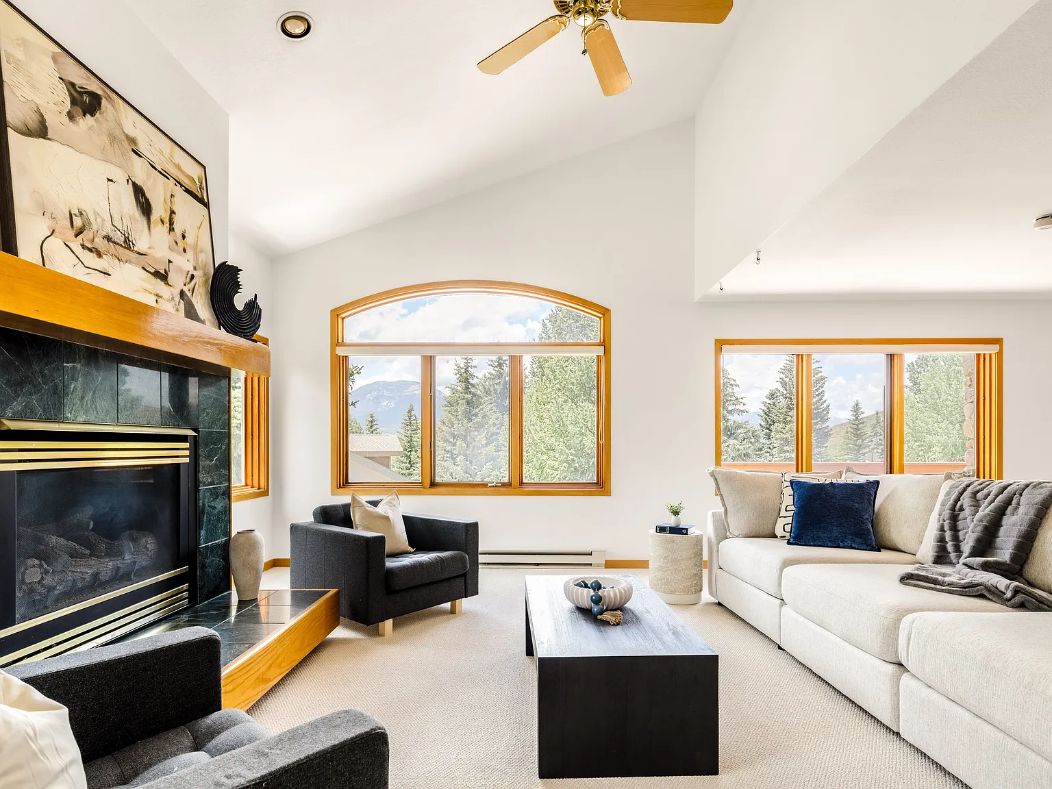 3 bed, 2874 sqft, $6,500 — Photo 4