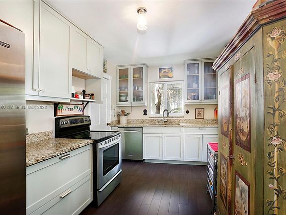 5th image of 6825 Corsica St #Na