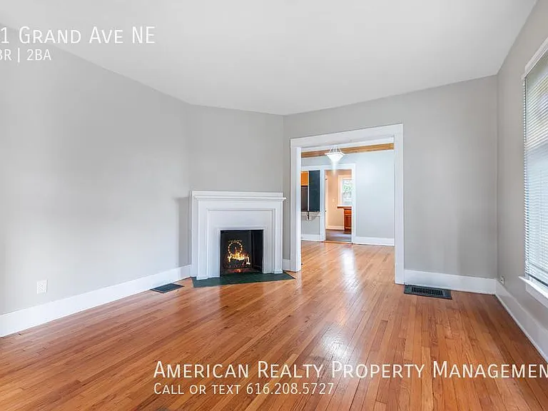 61 Grand Ave NE — Photo 12