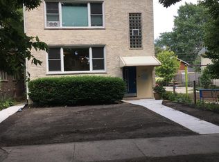 1127 Dewey Ave #1, Evanston, IL 60202