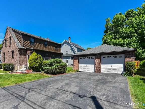 3rd image of 74 Eastwood Road