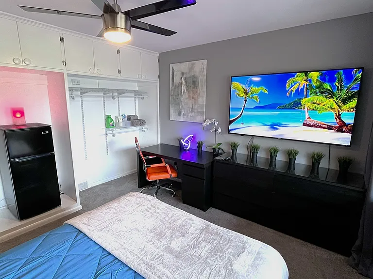 1507 S John Young Pkwy #3 — Photo 4