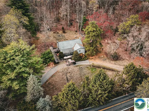 1641 Hemlock Dr, Lehighton, PA 18235