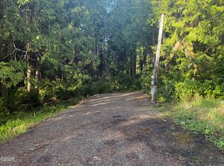 273 NE California St, Yachats, OR