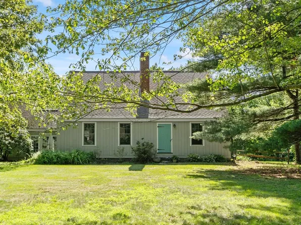 4 Prospect Hill Rd, Harvard, MA 01451