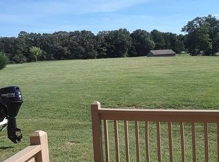 286 Glendower Ln, Chesnee, SC 29323