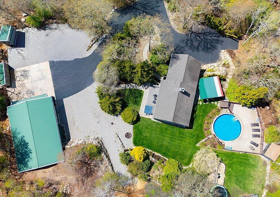 1st image of 35 Durham Drive