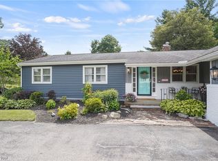 2260 Thurmont Rd, Akron, OH 44313