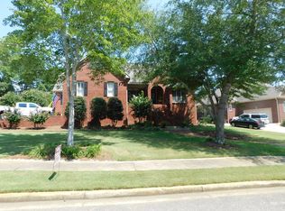 5527 Cedar Mill Dr, Guntersville, AL 35976